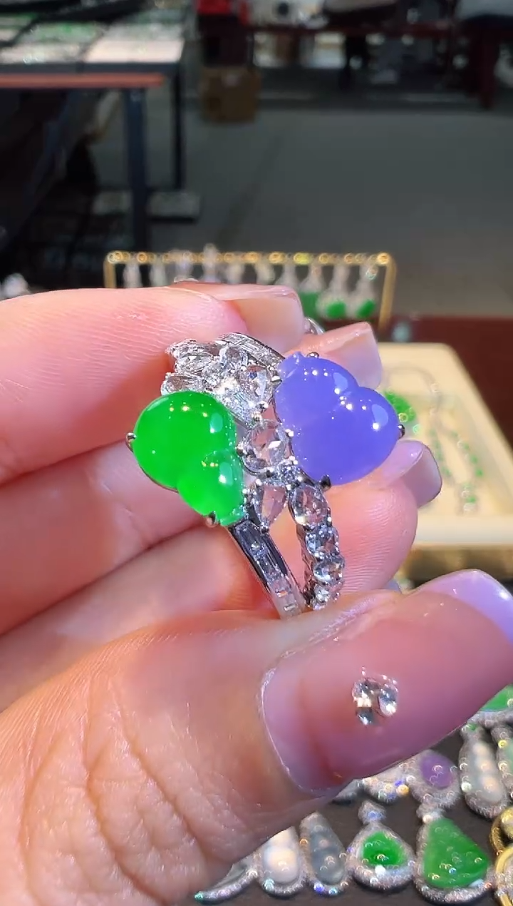 【闪购商品】翡翠戒指18K金镶嵌翡翠