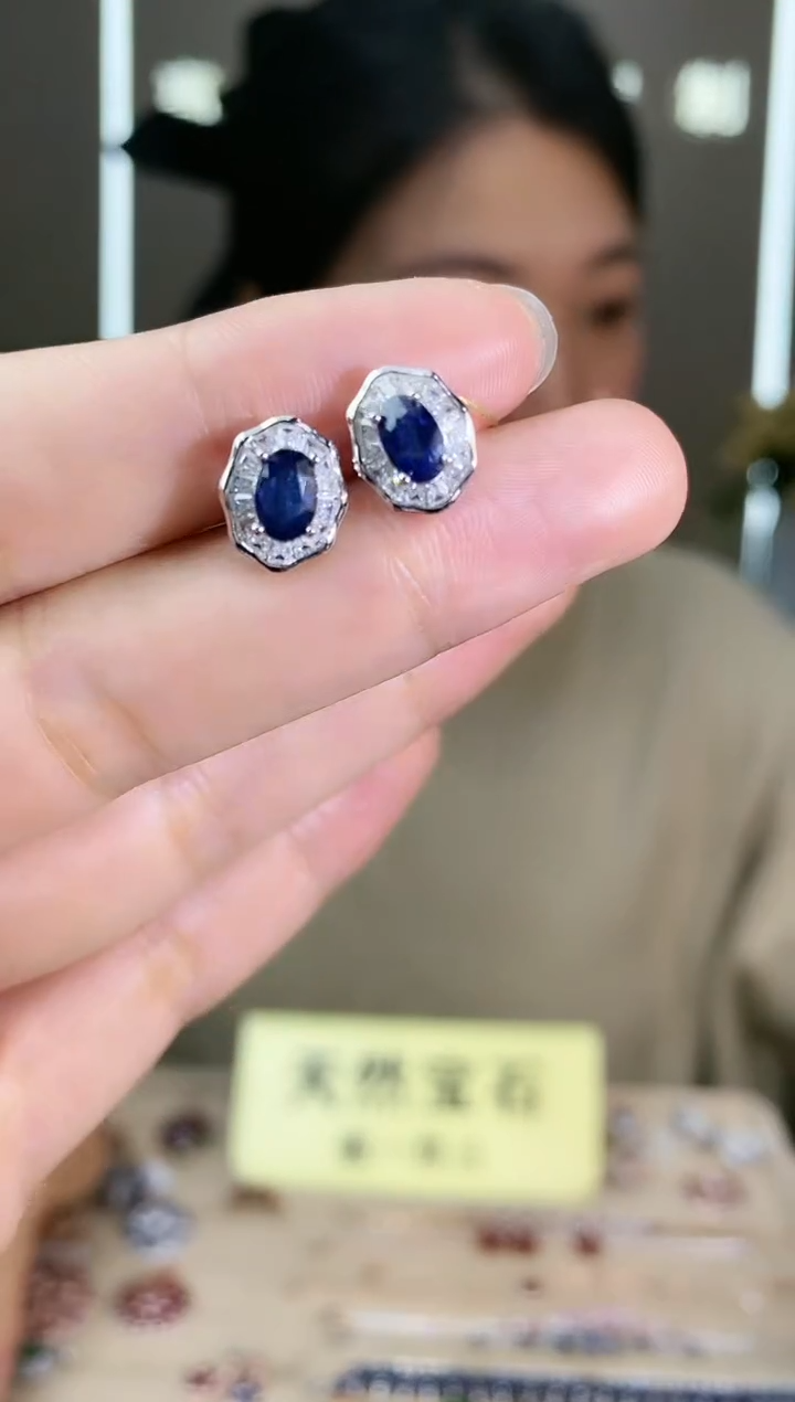 【闪购商品】蓝宝石耳饰银S925镶嵌耳饰