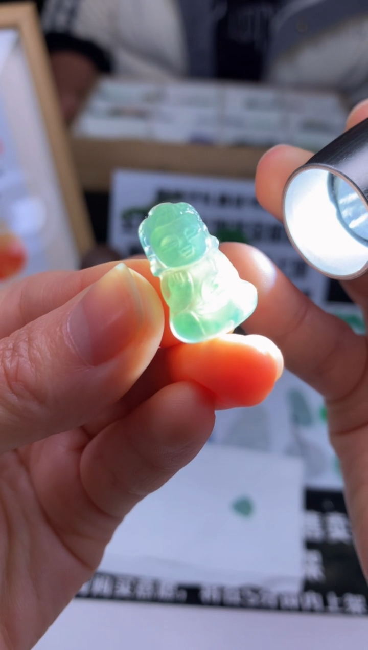 【闪购商品】定制翡翠未镶嵌吊坠-91890