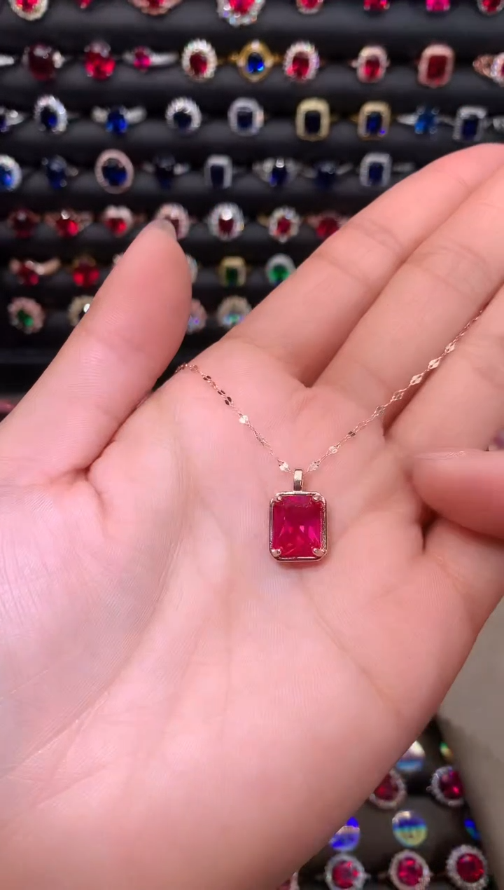 【闪购商品】红宝石吊坠(赠链)银S925镶嵌810