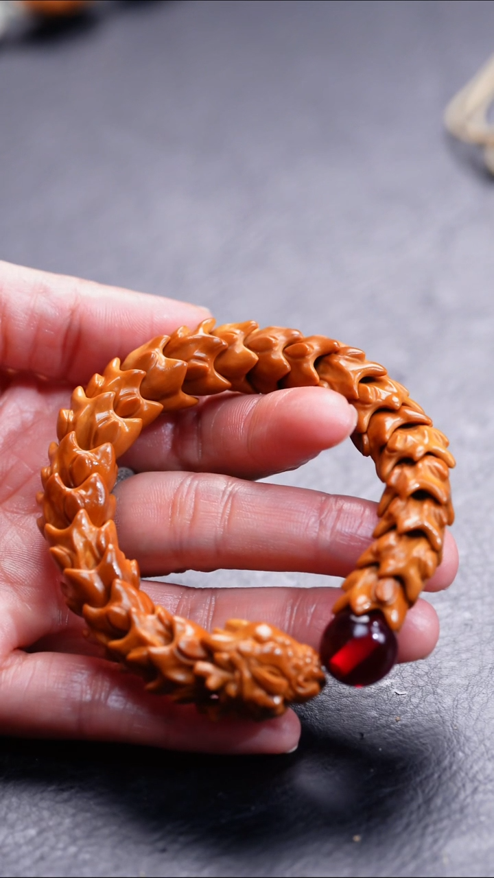 【闪购商品】橄榄核吊坠橄榄核