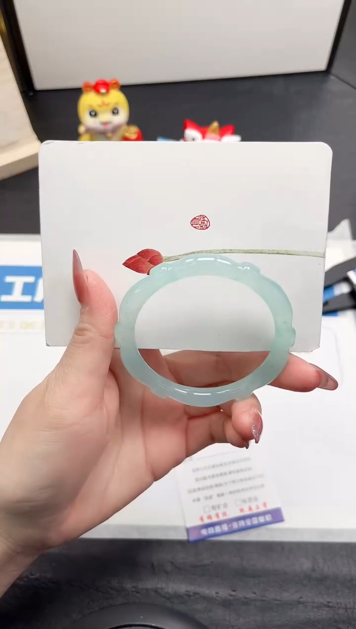 【闪购商品】石英质玉手镯未镶嵌259-56