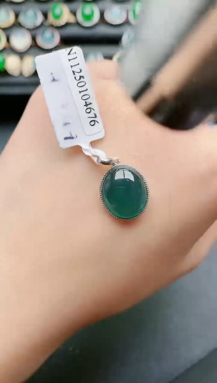 【闪购商品】翡翠戒指银S925镶嵌111111