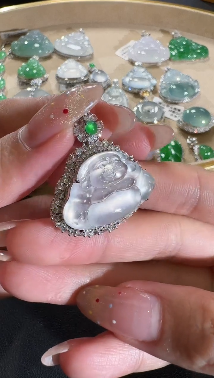 【闪购商品】翡翠吊坠(不含链)18K金镶嵌【源头工厂】钻石镶嵌