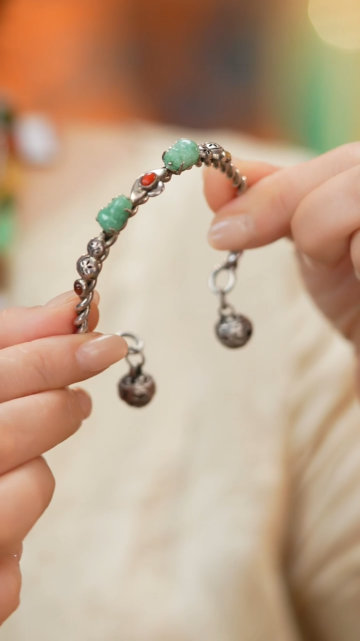 翡翠手镯银S925镶嵌新款