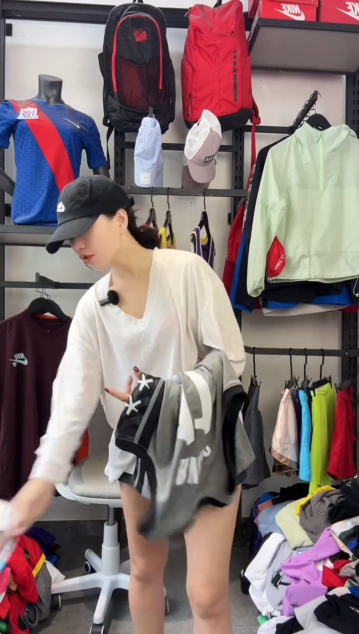 256 ·编码 瑕疵款以直播间过款为准 尺码·