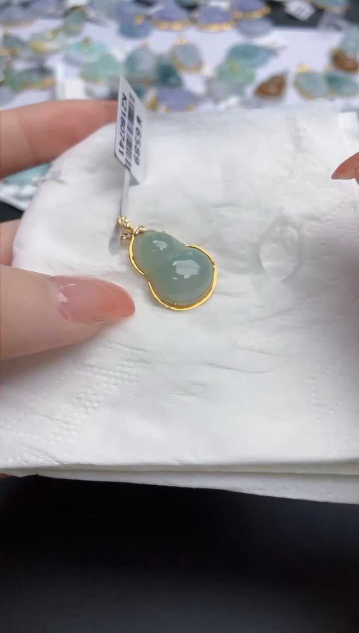 【闪购商品】翡翠颈饰18K金镶嵌天然缅甸翡翠A货