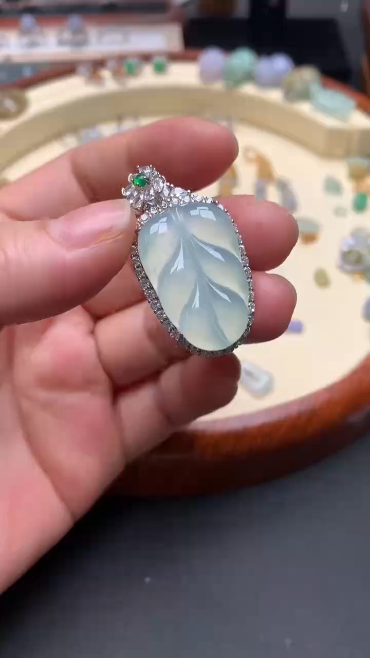【闪购商品】翡翠颈饰银S925镶嵌翡翠镶嵌大叶子