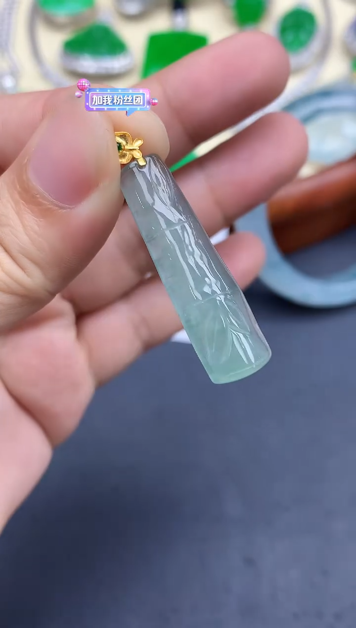 颈饰18K金镶嵌翡翠52-中国好珍宝