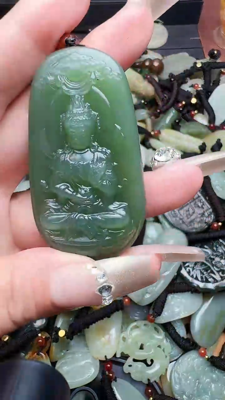 【闪购商品】和田玉颈饰未镶嵌度母