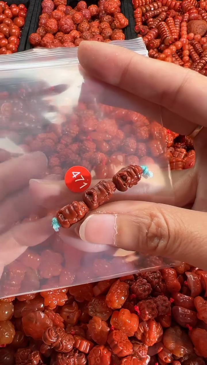 【闪购商品】南红玛瑙颈饰未镶嵌2