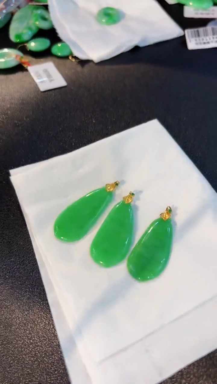 【闪购商品】翡翠颈饰18K金镶嵌缅料A货/多样性发货/一件