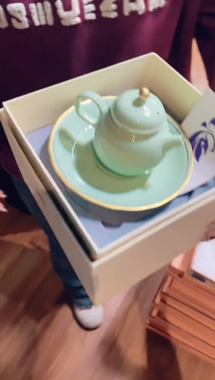 【闪购商品】杯鸿辉家品牌瓷器，京东包邮！