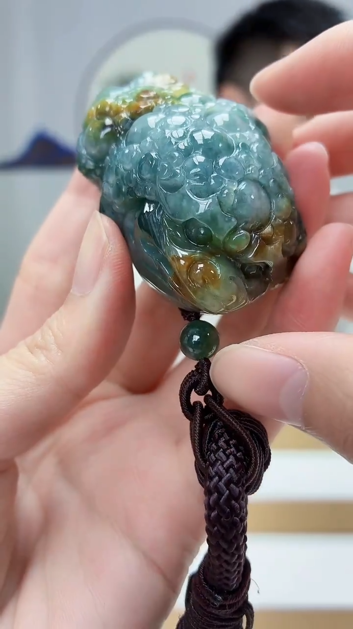 未镶嵌定制翡翠5028zm-毛货挂件32腰缠万贯