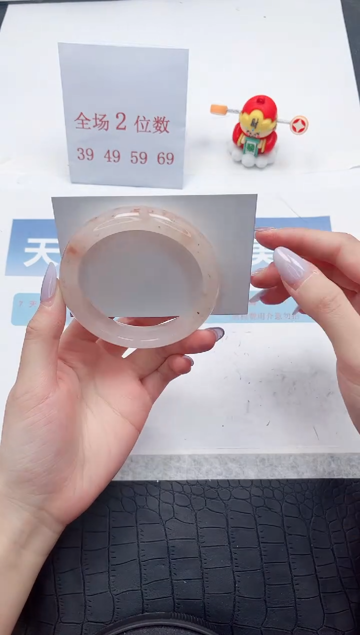 【闪购商品】石英质玉手镯未镶嵌115-58