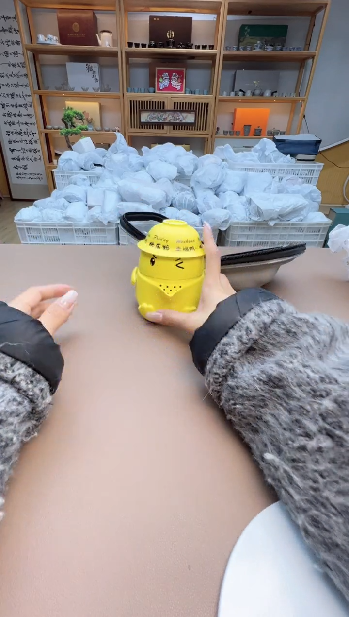 【闪购商品】摆件瓷制品S1111111111111