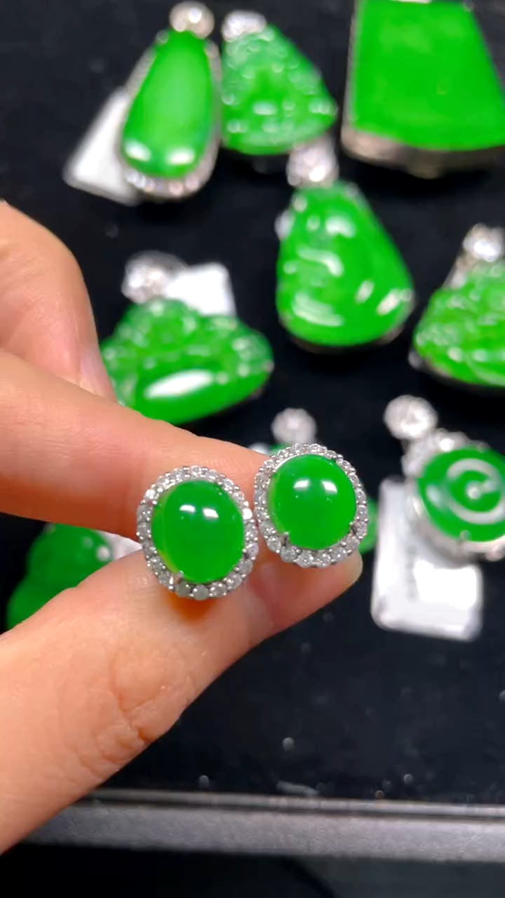 【闪购商品】翡翠颈饰银S925镶嵌耳饰