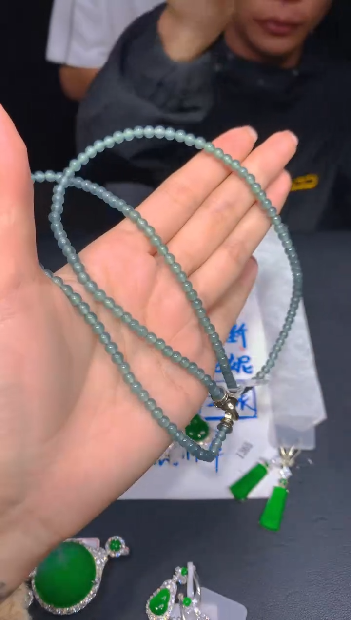 【闪购商品】定制翡翠未镶嵌294多样性发货（发其一）