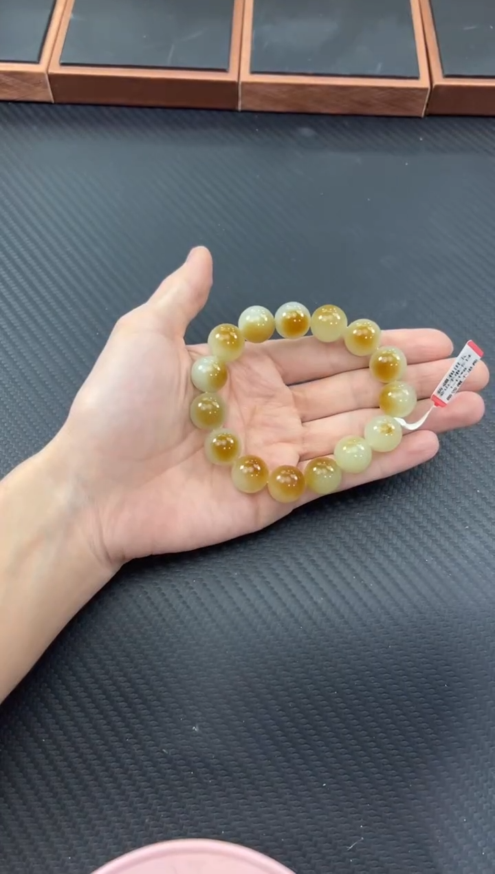 【闪购商品】和田玉手链未镶嵌且末金山微色差卡14手串