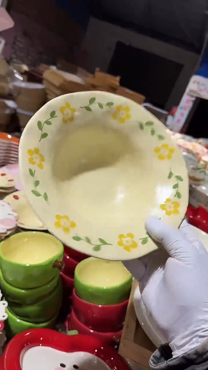 陶瓷草帽碗微瑕 凑满20元包邮