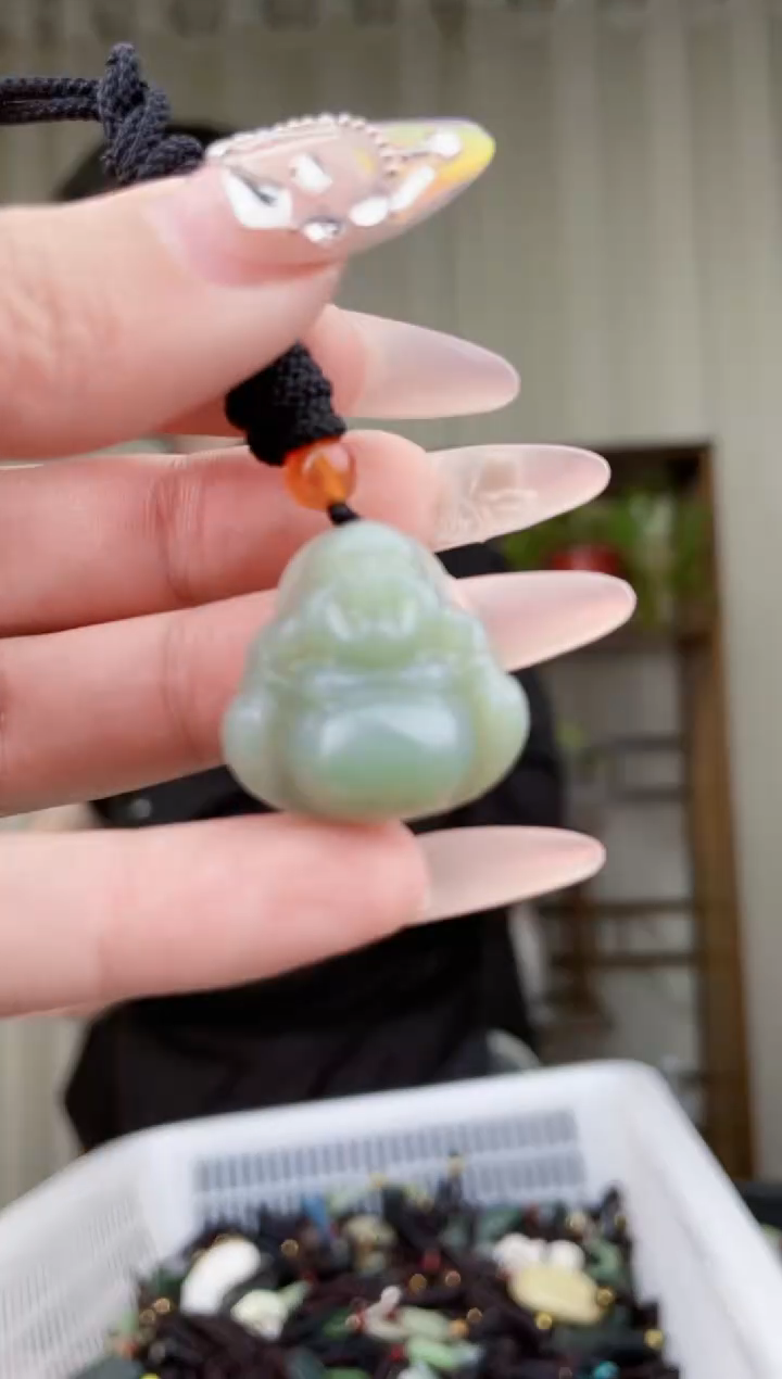 【闪购商品】和田玉挂件未镶嵌拍一发一，多样性发货！