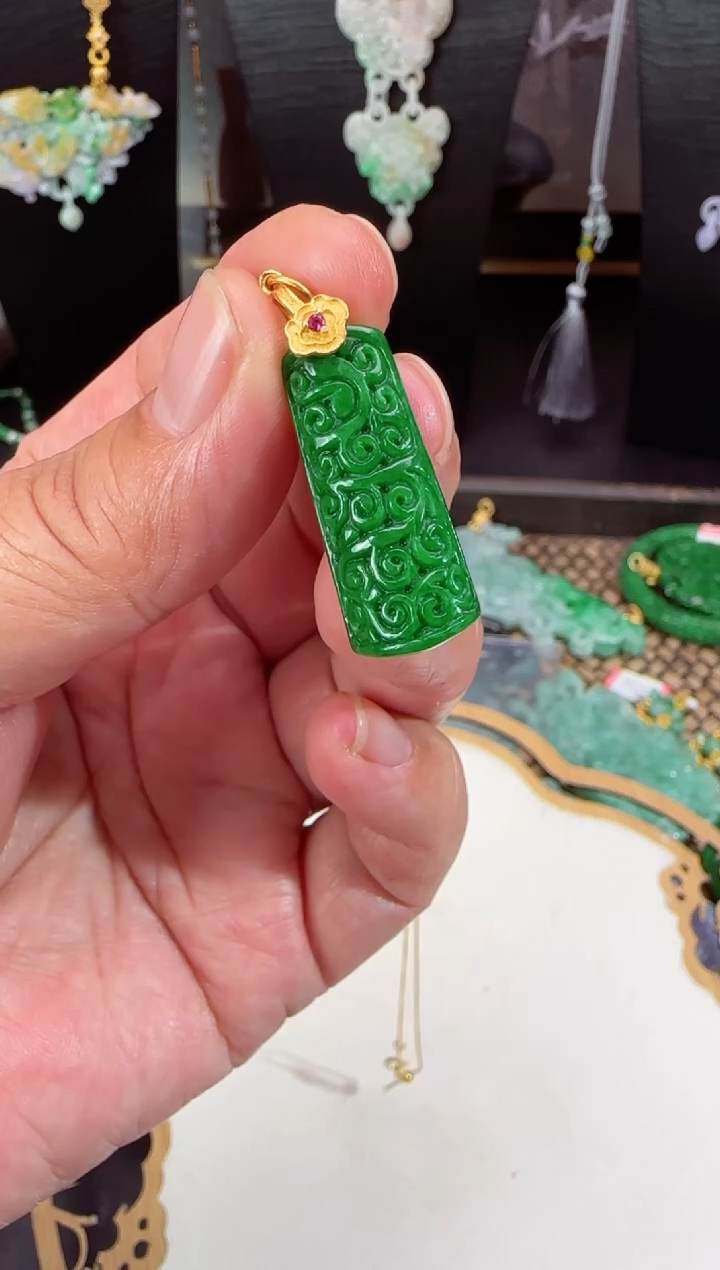 【闪购商品】翡翠颈饰未镶嵌拍照