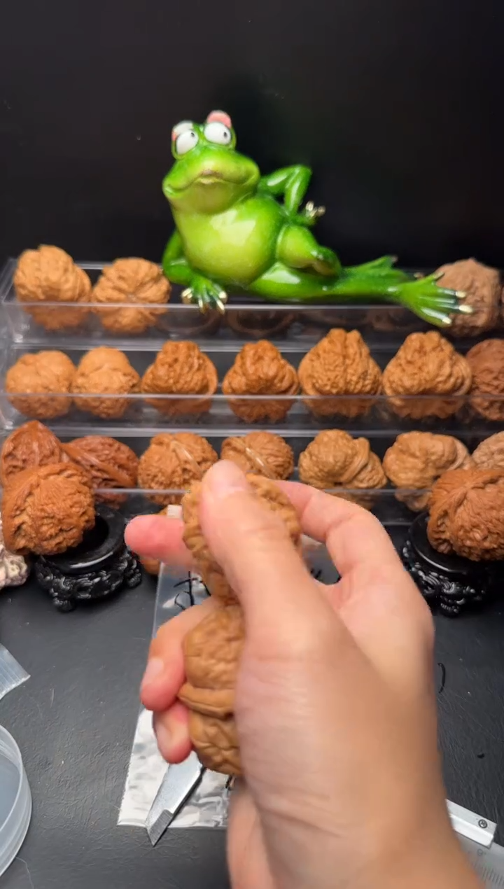 把件文玩核桃不****”18