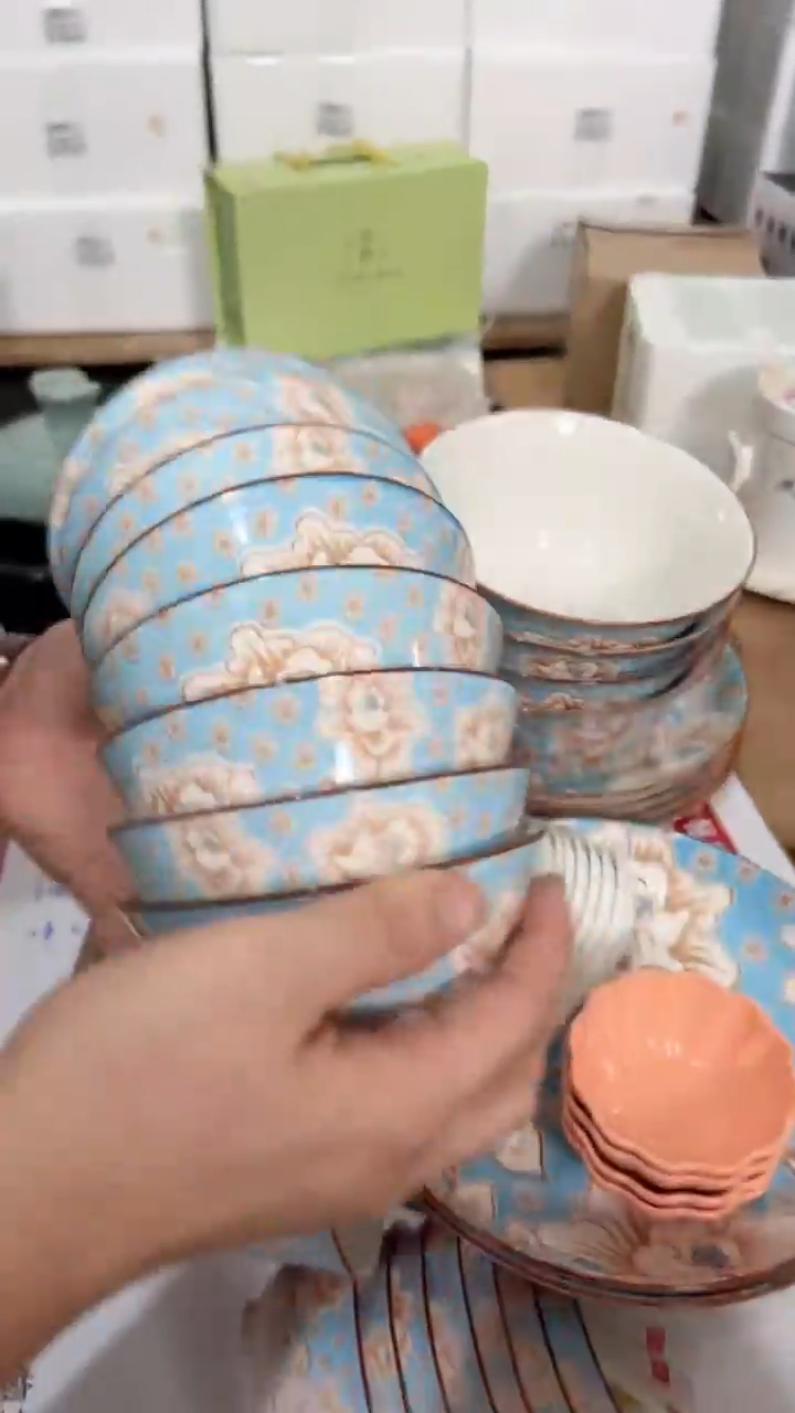 【闪购商品】顺祥26+4套装餐具（青玉案-蓝）