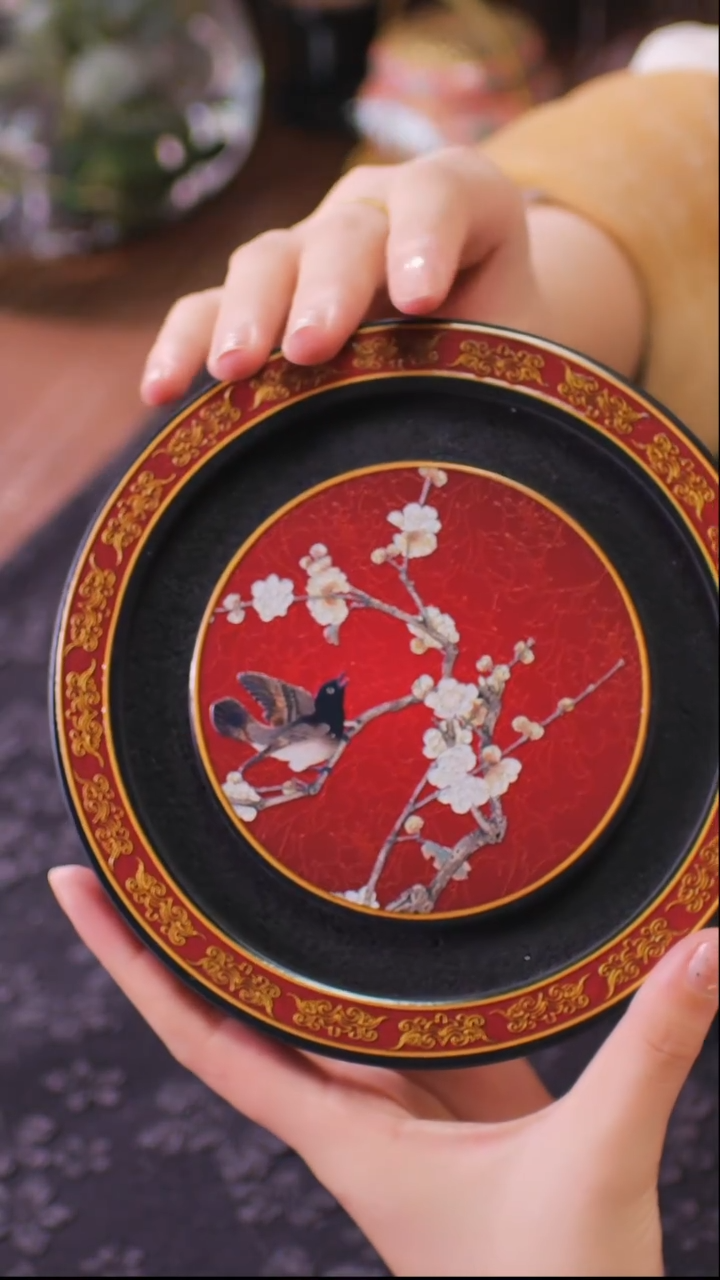 壹藏贰宝喜上眉梢图案小壶承