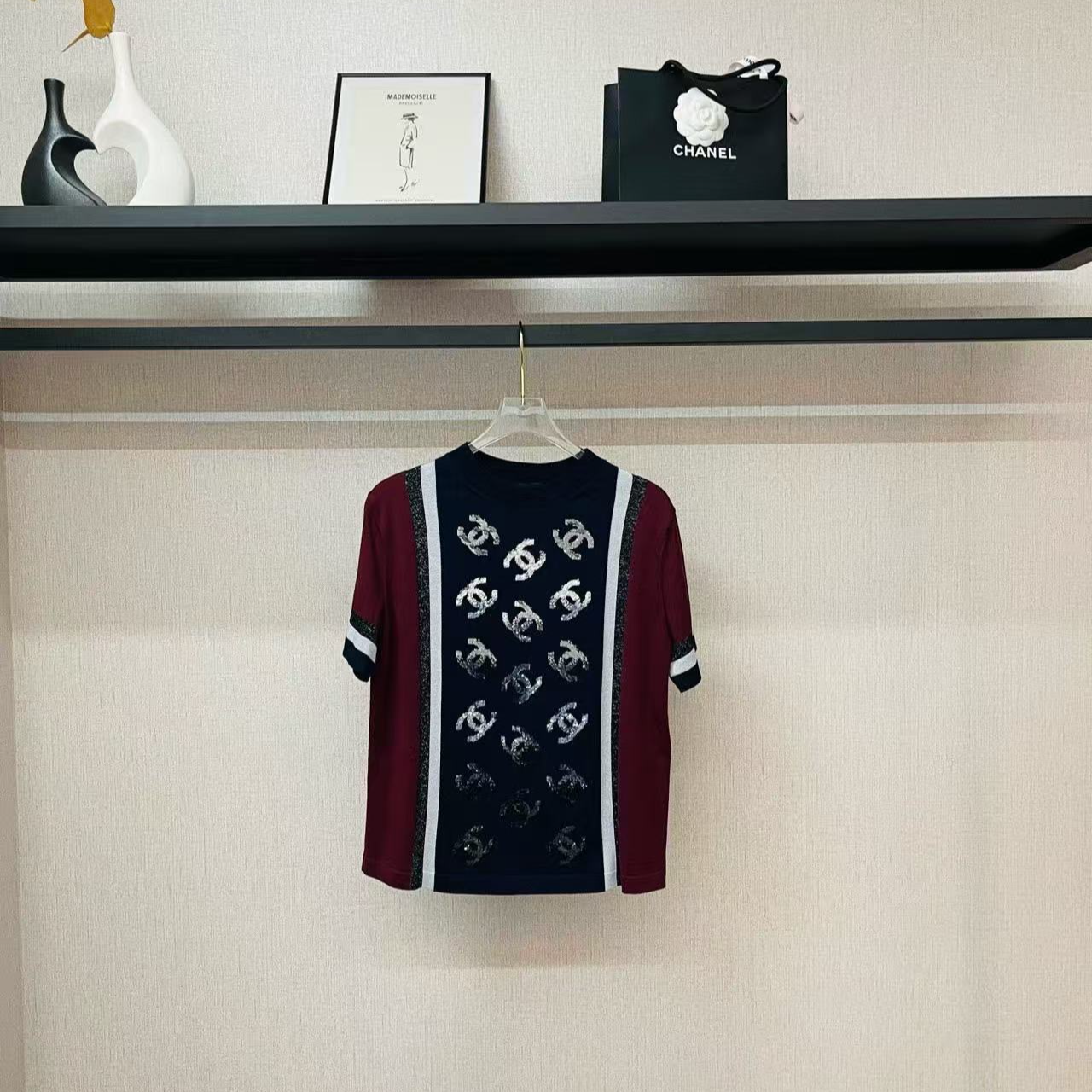 99新 Chanel/香奈儿 红蓝撞色满logo亮片短袖/f36/编号6592