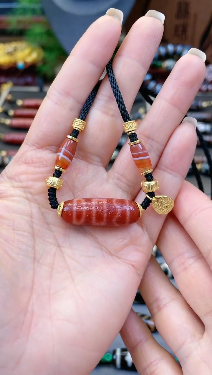 玛瑙/玉髓颈饰未镶嵌美泓精品高油红肉息增怀颈饰