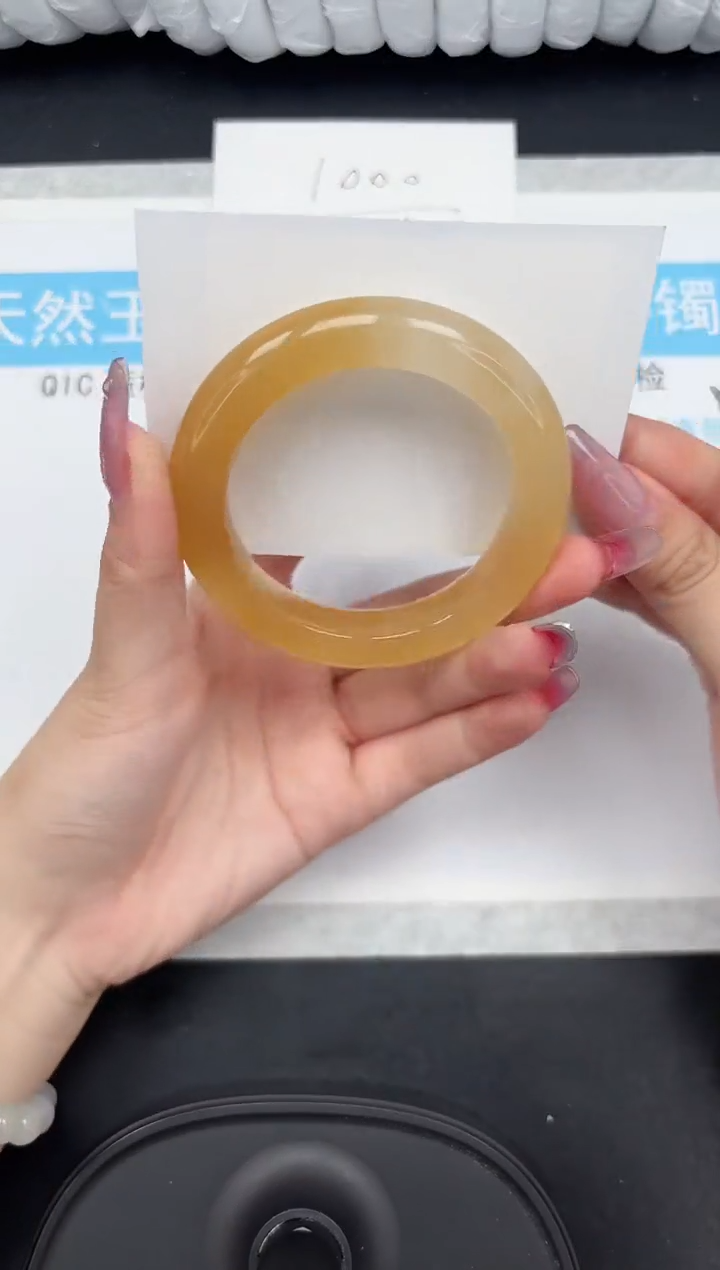 【闪购商品】石英质玉手镯未镶嵌31-55