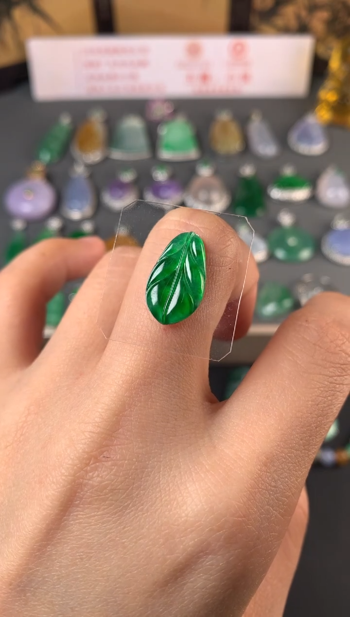 未镶嵌定制翡翠裸石（镶嵌定制）