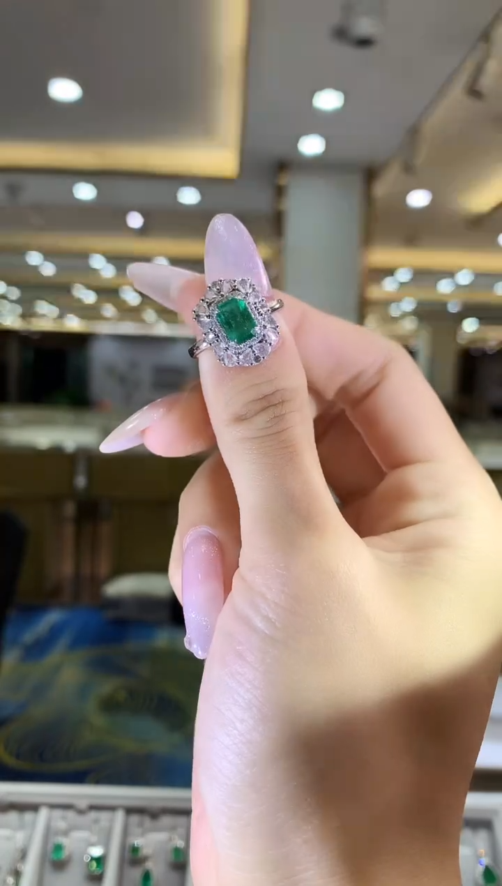 【闪购商品】祖母绿耳饰18K金镶嵌1克拉祖母绿戒指  两用款