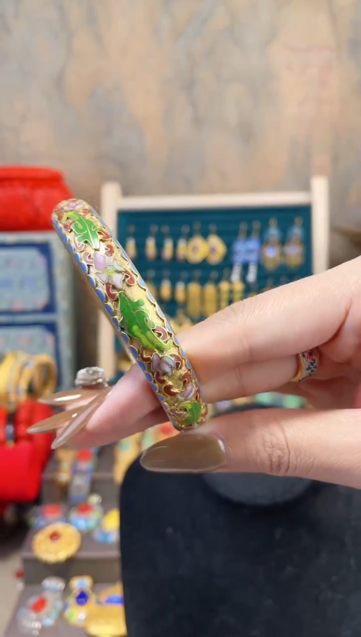【闪购商品】非遗景泰蓝金地镯子精品65