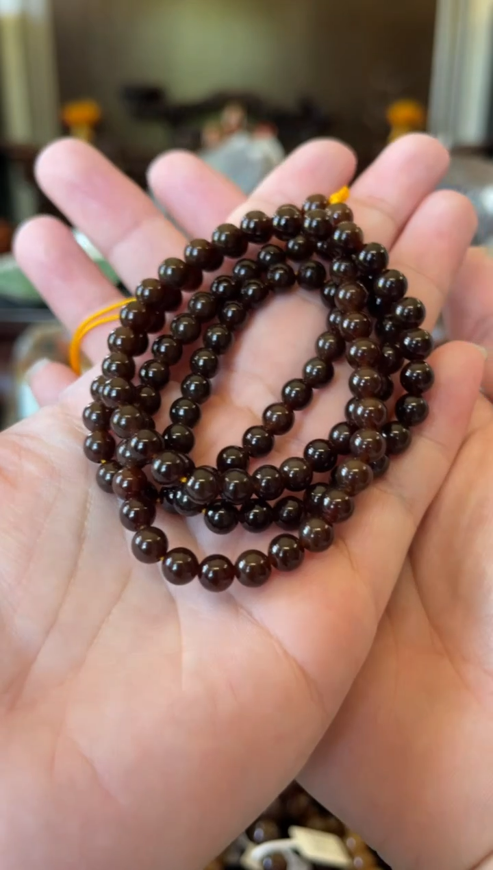 手链未镶嵌和田玉（糖玉）金山全糖6mm108珠串