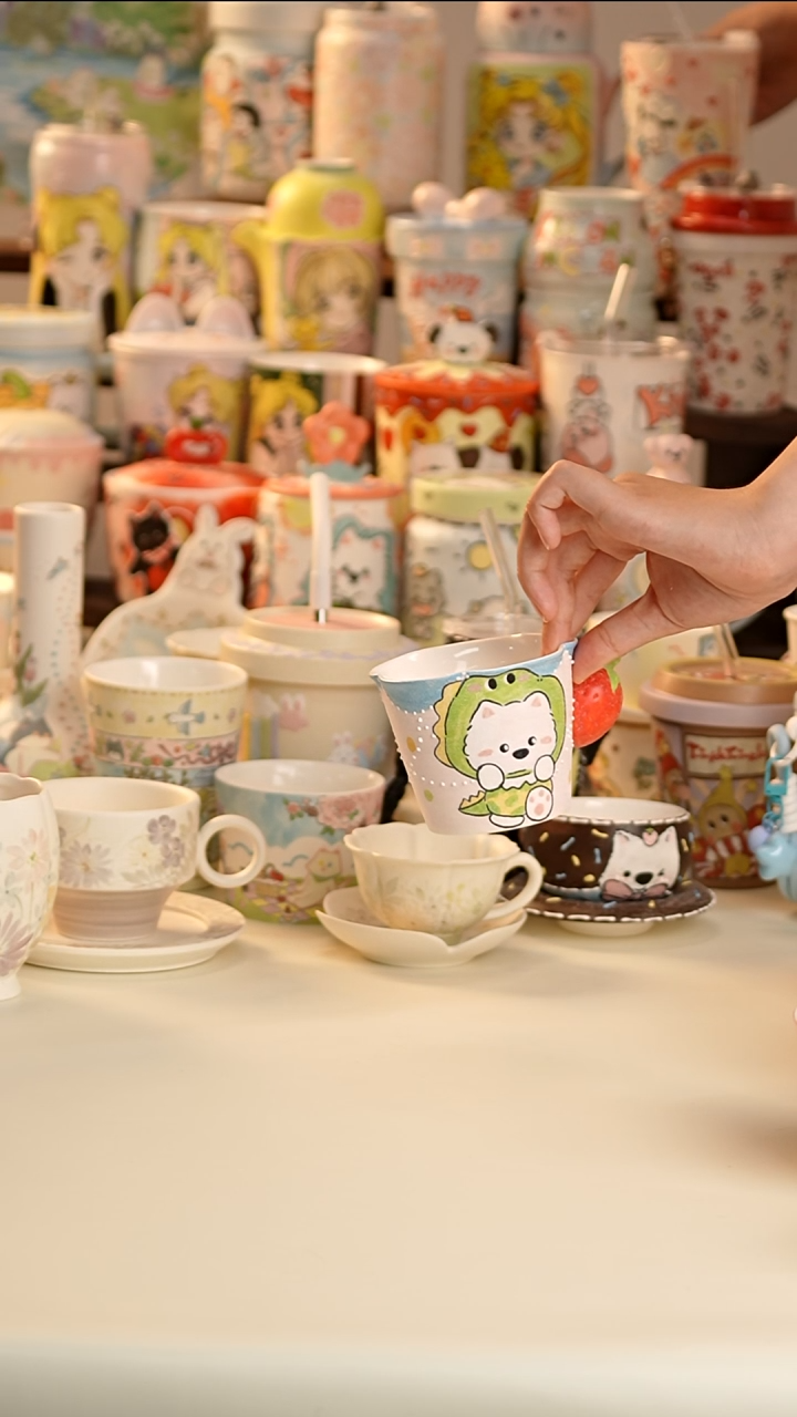 其他景德镇釉下彩手绘设计师款陶瓷