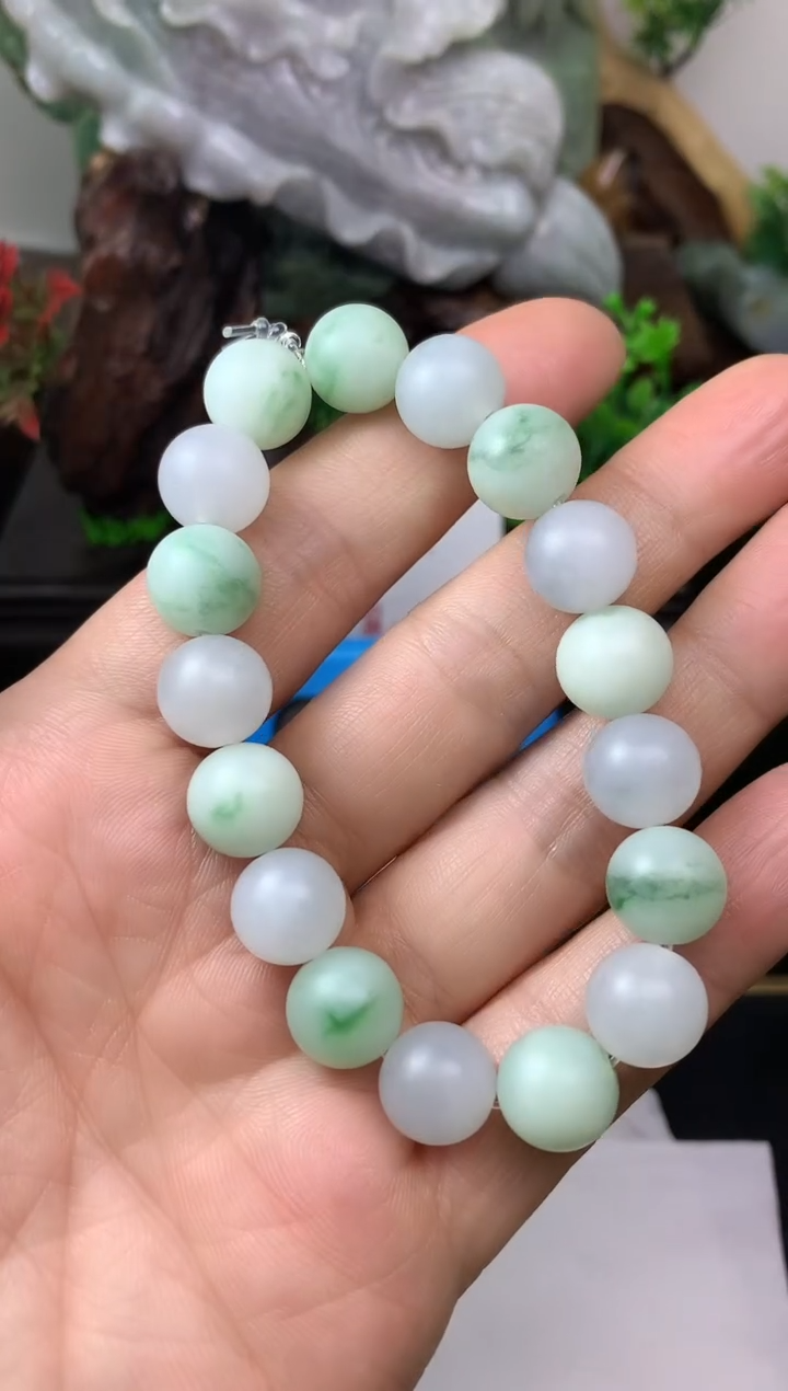 颈饰未镶嵌翡翠焰*手串