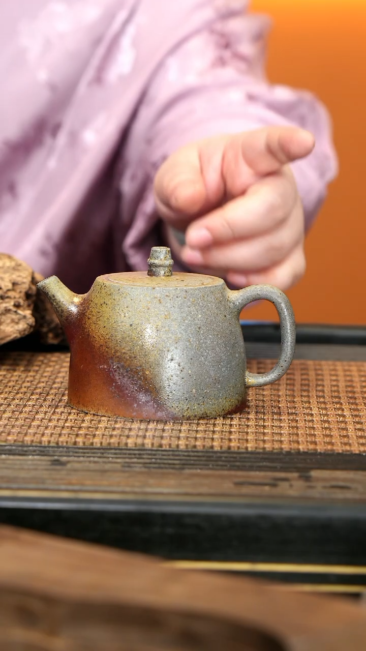 紫砂杯子GFY72宜兴紫砂《松木·小汉铎》