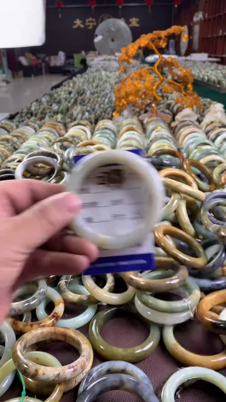 未镶嵌蛇纹石玉手镯2768