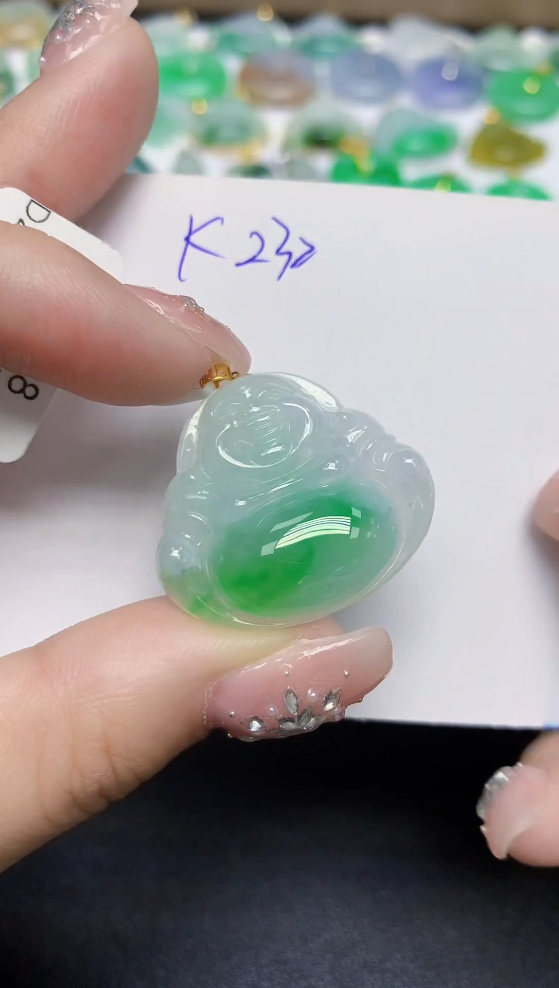 颈饰18K金镶嵌翡翠天然缅甸翡翠A货翡翠百元以上9元证书费自理