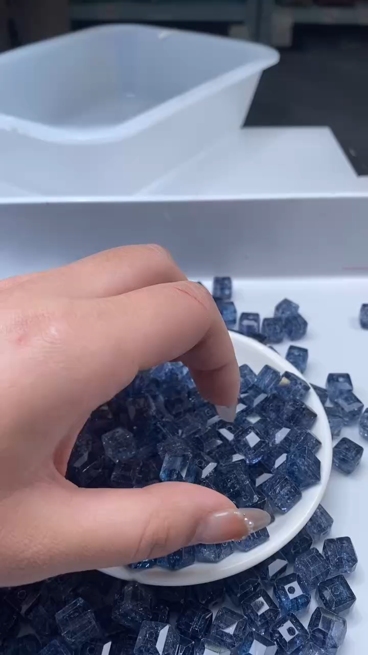 颈饰未镶嵌水晶W3329伦敦蓝碧玺方糖10mm*10颗