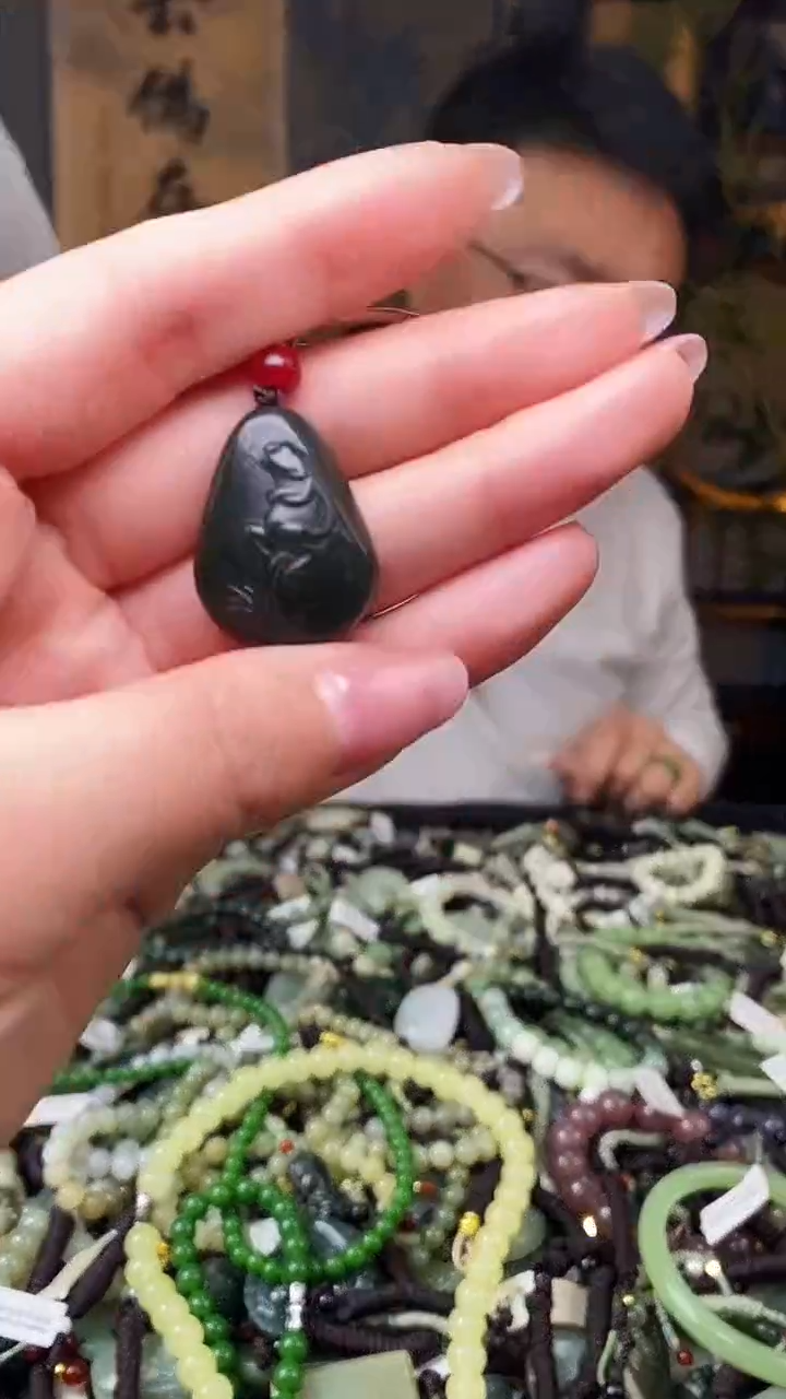 颈饰未镶嵌和田玉多样性发货，拍一发一