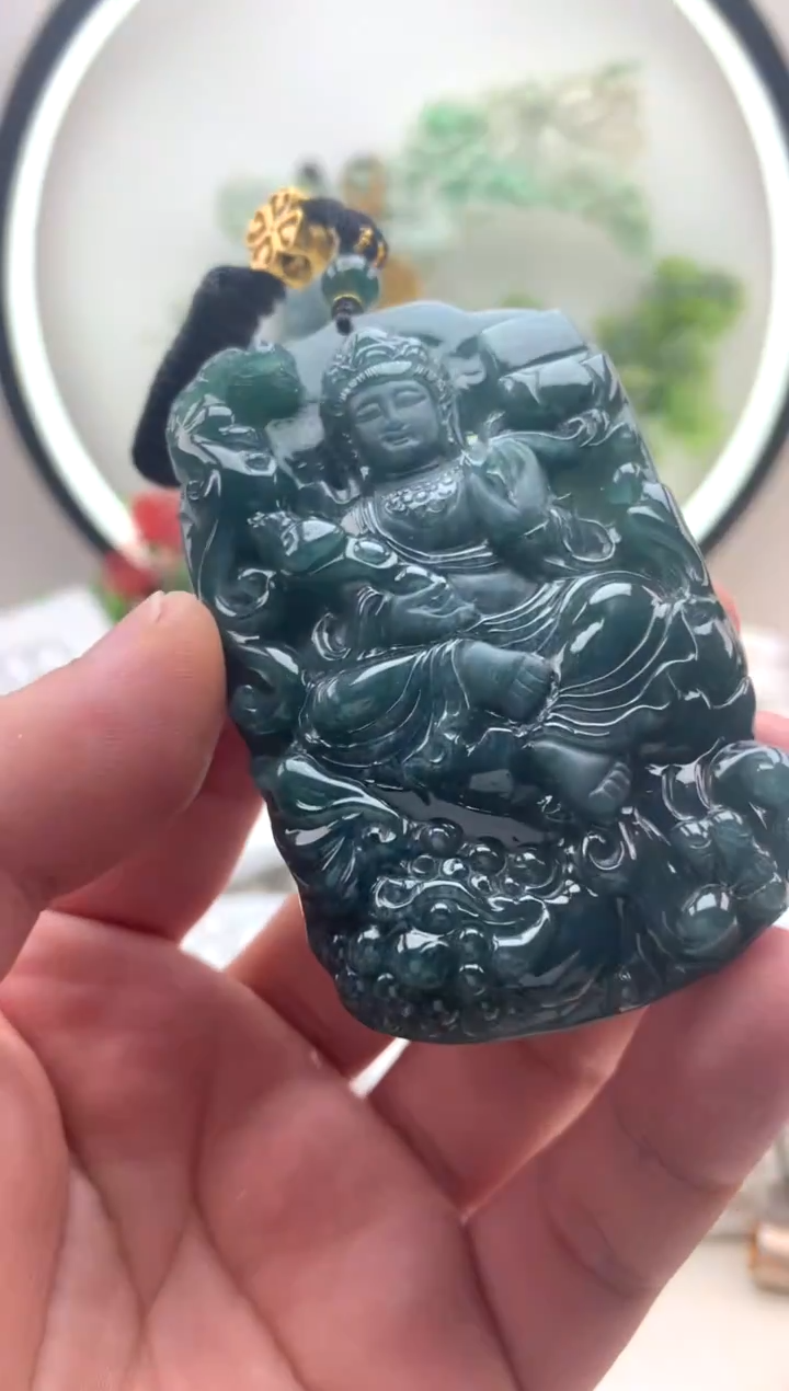 颈饰未镶嵌翡翠普贤