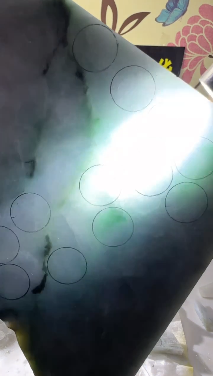 未镶嵌定制翡翠让****会定制