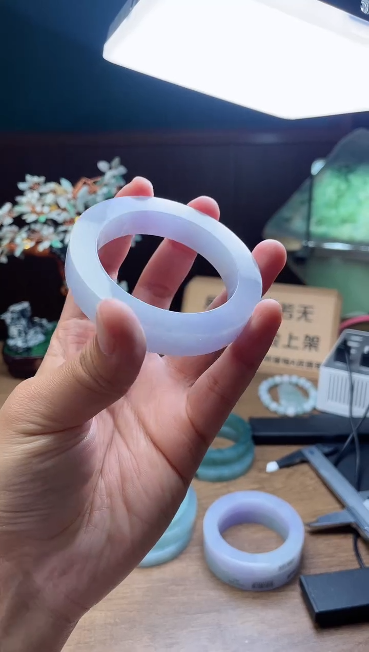 【闪购商品】定制翡翠手镯未镶嵌定制