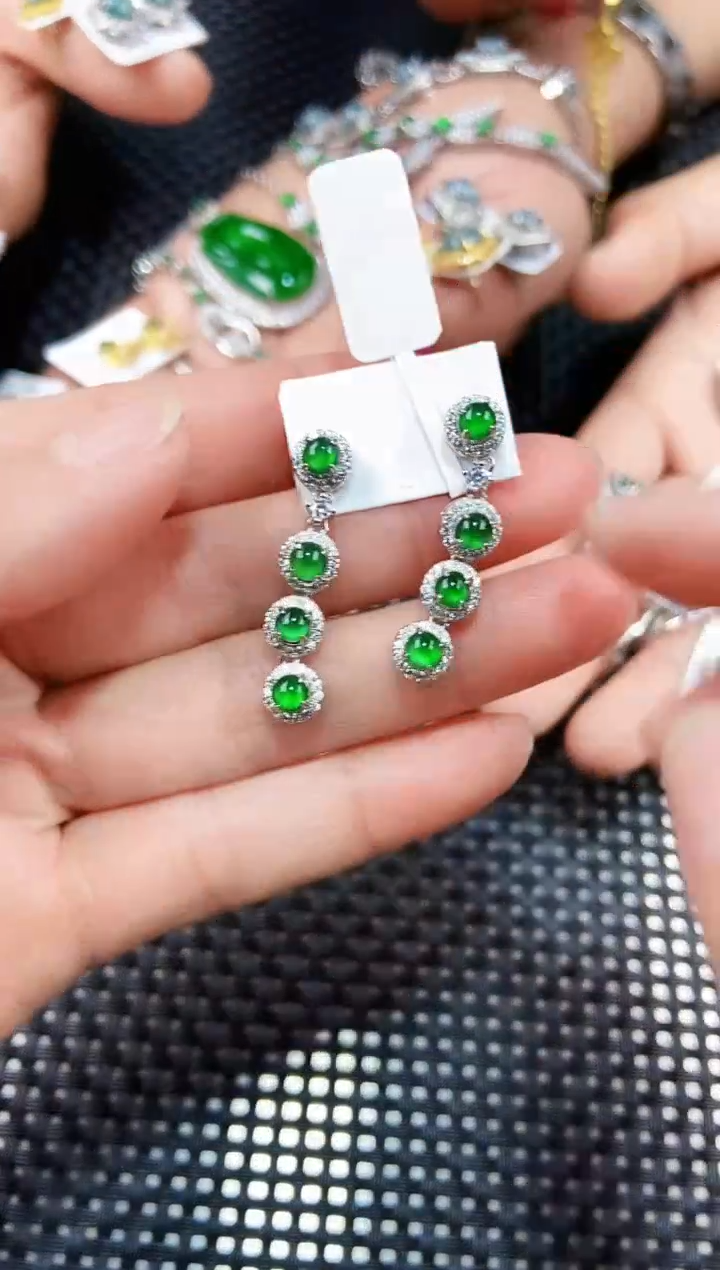 【闪购商品】翡翠耳饰未镶嵌111111111