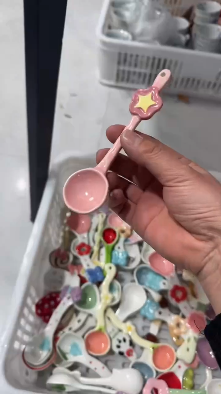 摆件陶瓷景德镇高温瓷（小勺）