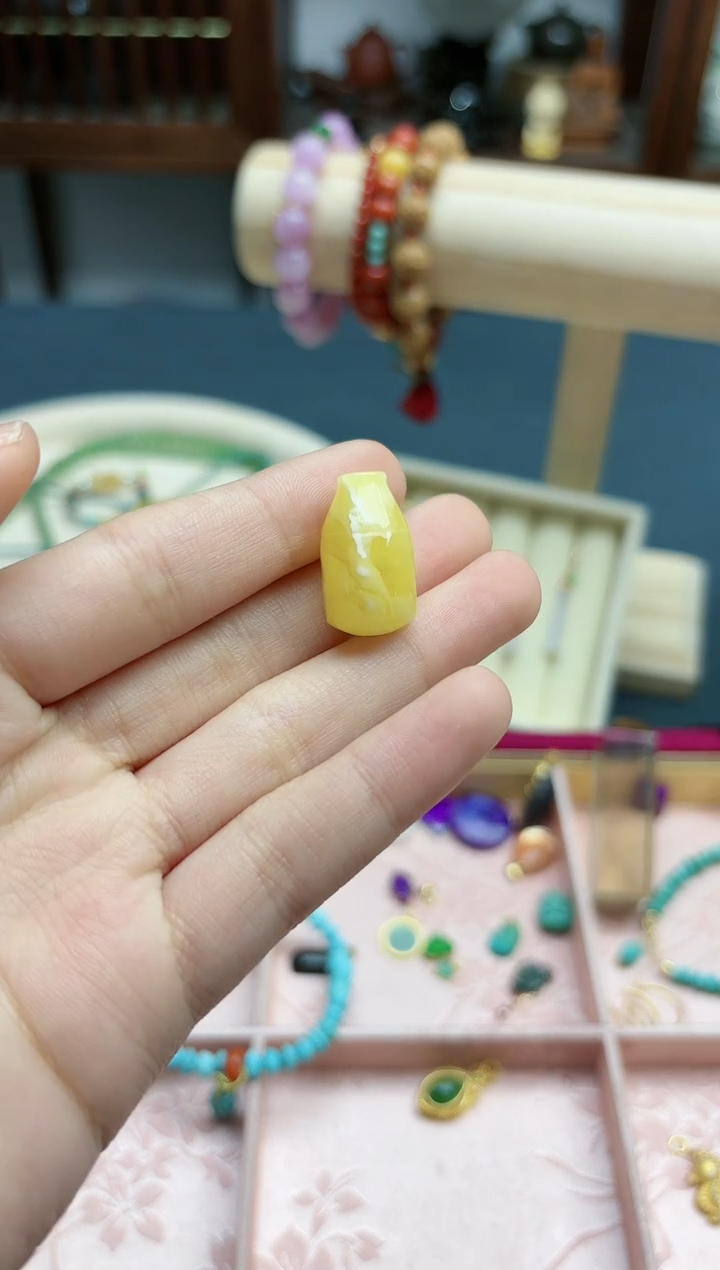 【闪购商品】蜜蜡裸石未镶嵌蜜蜡三通配饰*1 HS