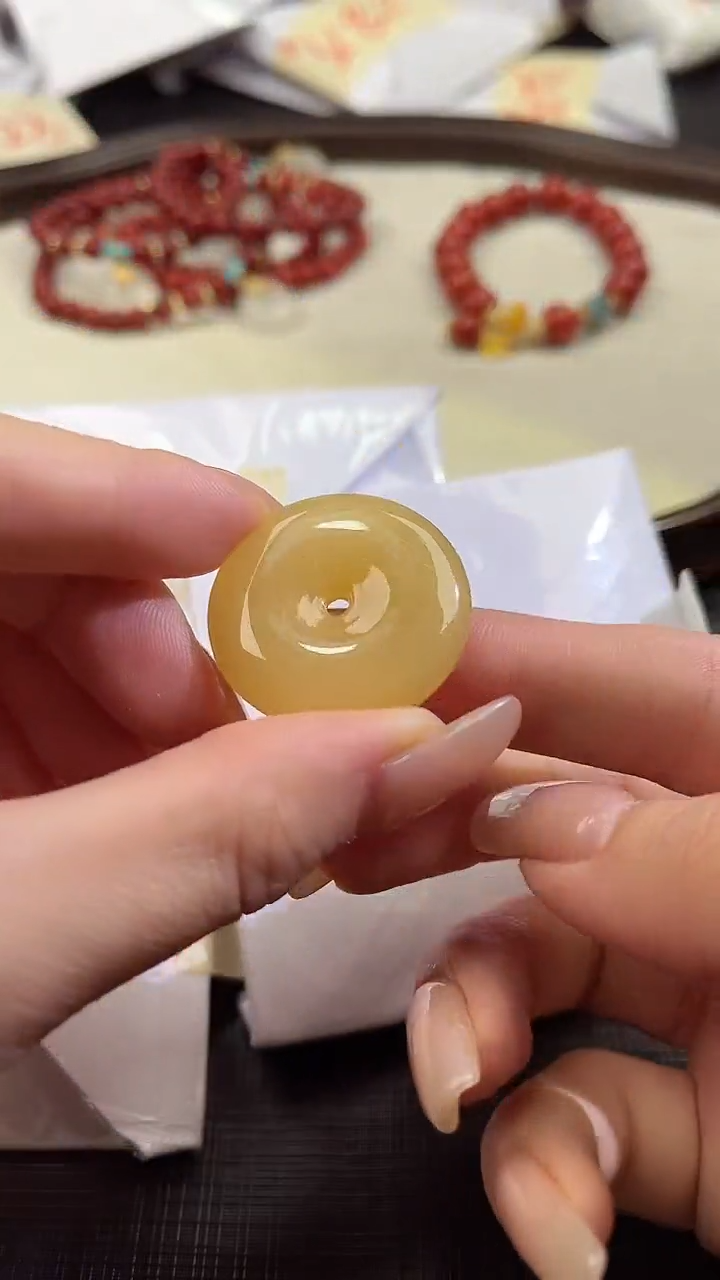 【闪购商品】翡翠颈饰未镶嵌100638518